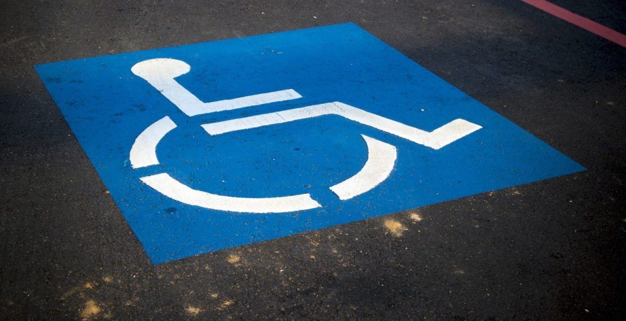 handicap-parking-3865315_1920